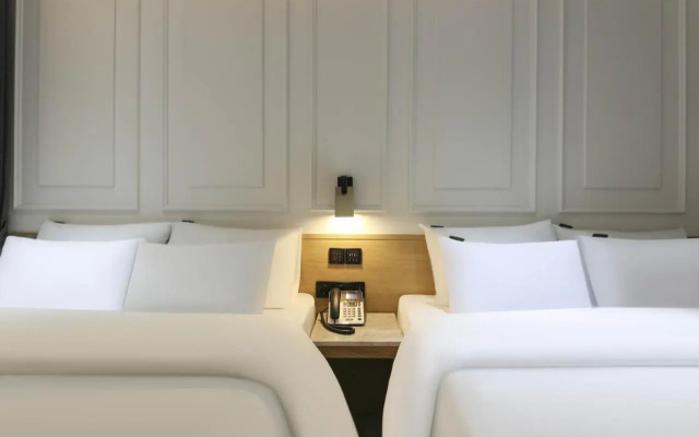 Brown Dot Hotel Pyeonghwa plaza