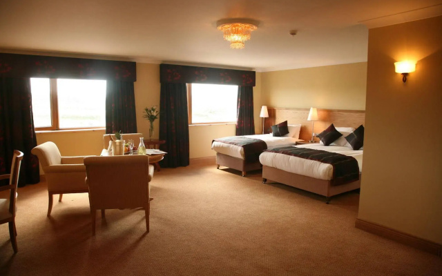 Diamond Coast Hotel