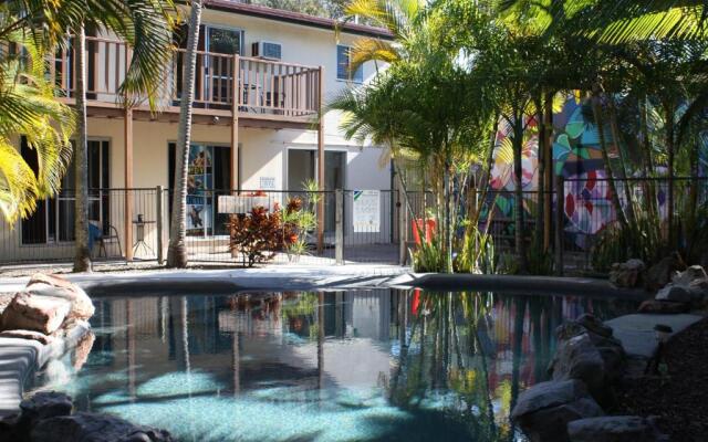 Pippies Beachhouse Units