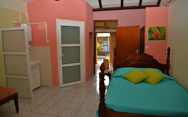 Village Bungalows Chez Honore