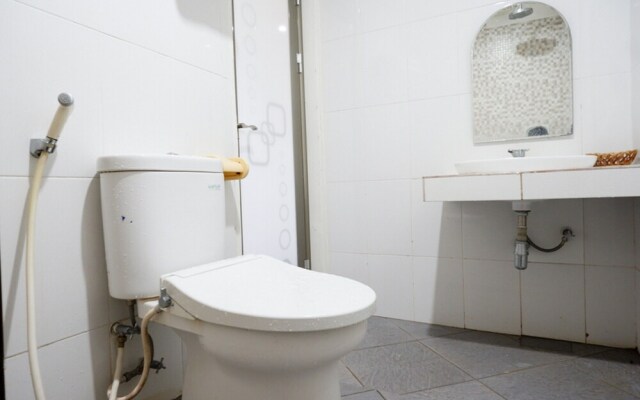 RedDoorz Plus near Haluoleo University