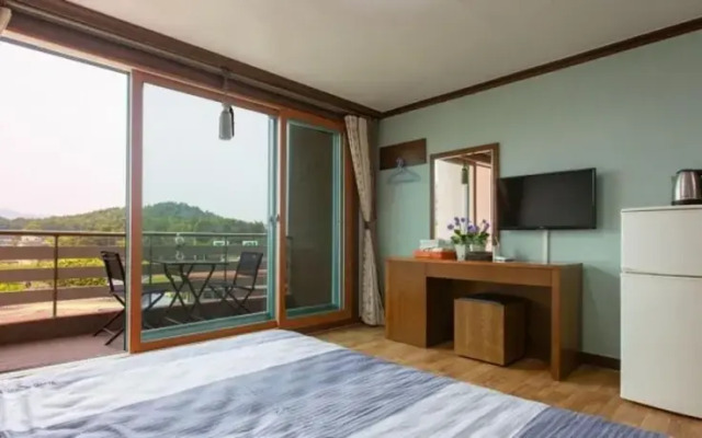 Goseong Orient Pension