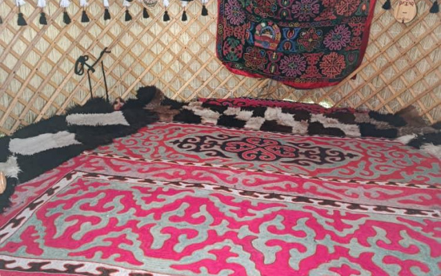 Qumush Yurt (Кумуш Юрт)