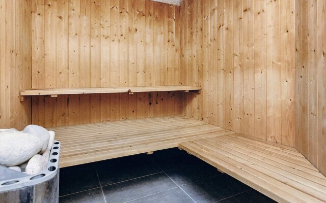 10 Person Holiday Home in Rudkobing
