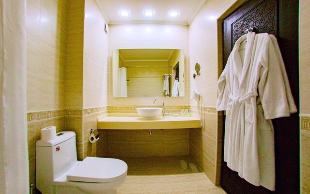 Hotel "ORIENT STAR"