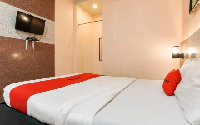 RedDoorz Syariah near Mall Of Serang – Guest Rooms – Serang