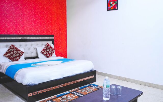 Roomshala 051 Ashok Palace