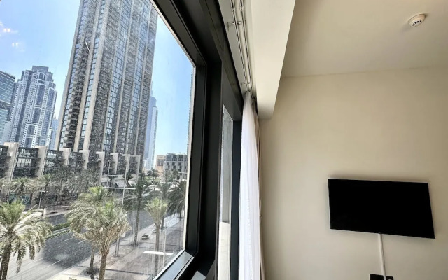 LuxBnB Dubai Opera Act-1 Boulevard Views