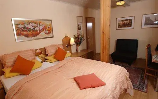Hotel-Pension-Apartement Haus Dettmar