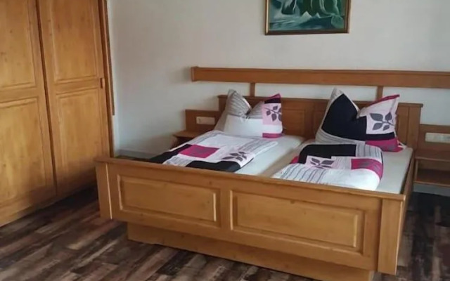 Landgasthof Zur Schwärzenburg - Familie Zwicknagl