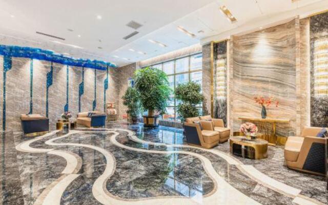 Golden Phoenix Hotel