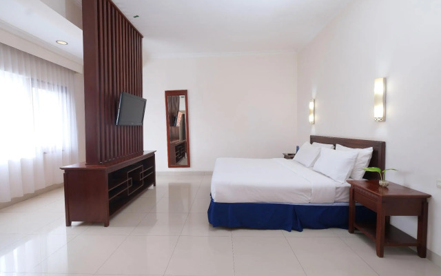 Grand Orchid Hotel