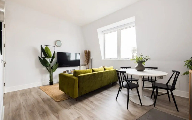 The Camberwell Loft - Captivating 2bdr Flat
