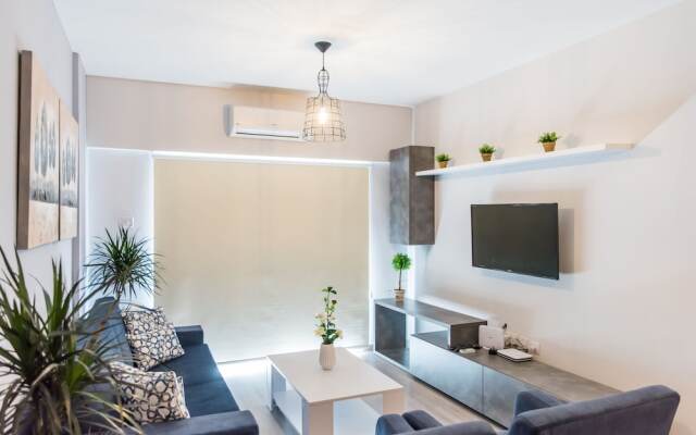 Paradise Promenade Apartment
