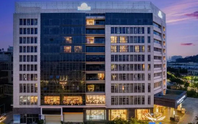 Wyndham Days Square Hotel