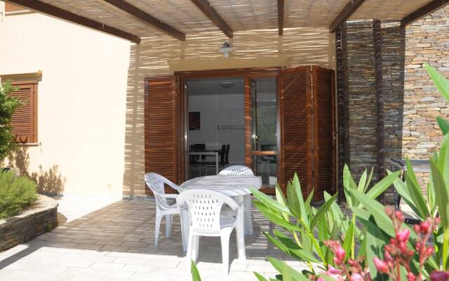 Apartment Sleeps 6 More 7 - Stintino