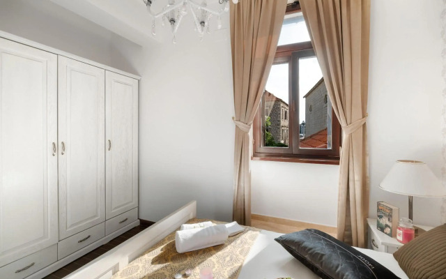 Luxury Apartments Perko