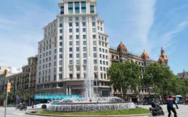 Fewdays Barcelona Apartments