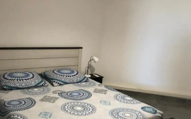 Belcourt1-lit queen size