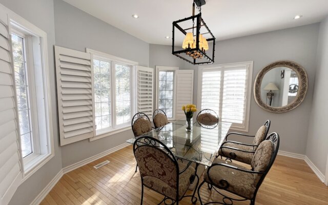 Vacation home beside the trails and Park