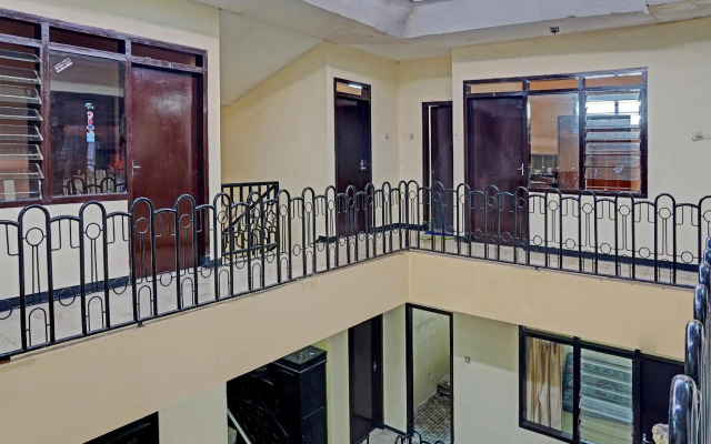 SPOT ON 91890 Kost Kalasan Syariah