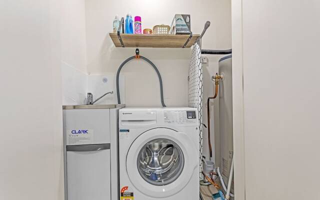 The Shoal Apartments, 108/4-8 Bullecourt Street