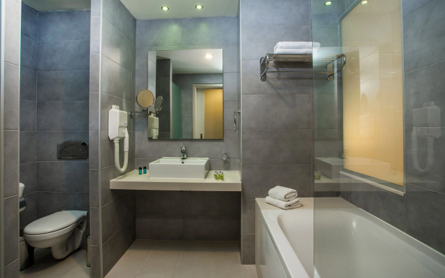 Lindos White Hotel & Suites