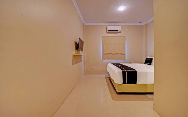 Super OYO Collection O Andono Hotel