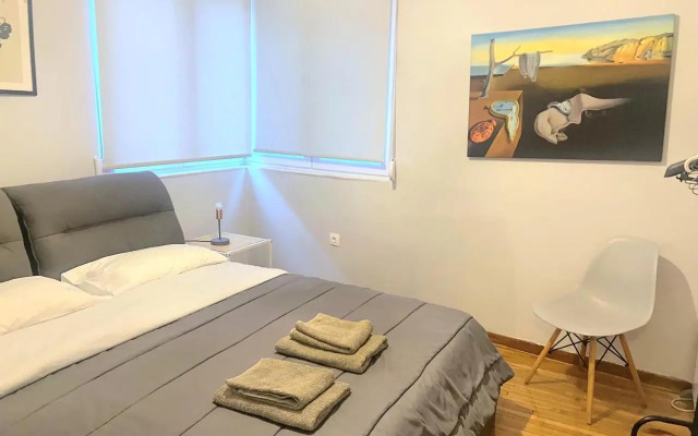 3Bdr Ideal Central Athenian Apt