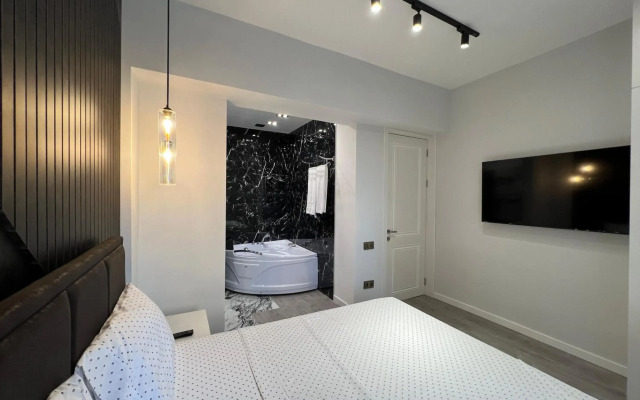 Derenik Demirchyan street, 2 bedrooms Modern, Beautiful apartment DE333