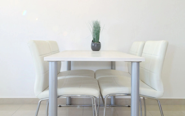 Be-Bu-Mar Apartments