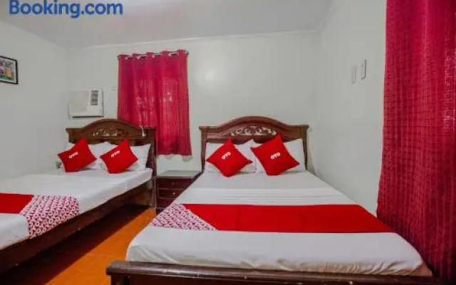 OYO 741 Sierra Travellers Inn