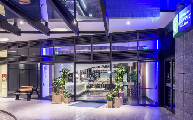 Holiday Inn Express & Suites Bogota DC