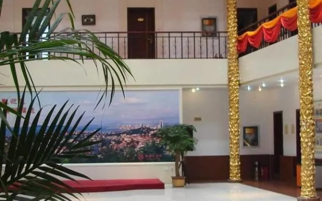 青岛西岭大酒店