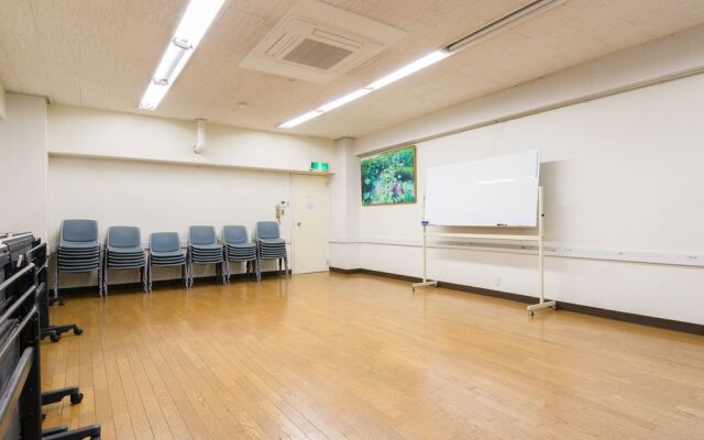 Kobe Student Youth Center - Hostel