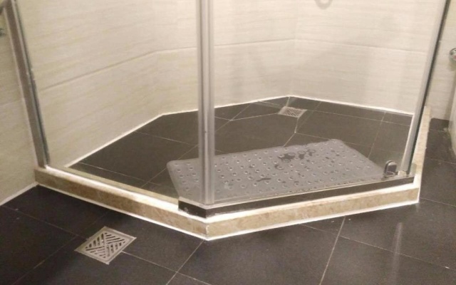 7Days Premium Xi'an Railway Station Central Plaza Airport Bus Branch – Bathroom – Xi'an