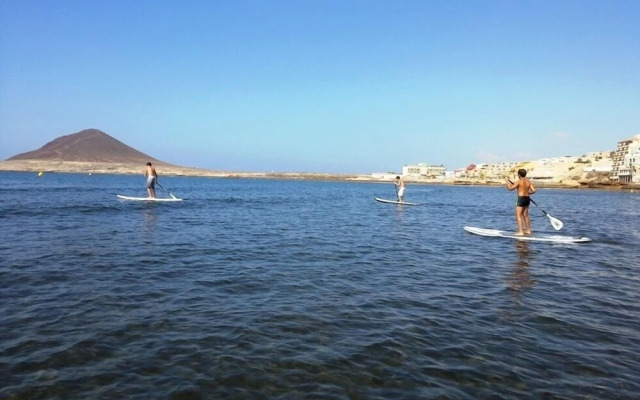Acosta El Medano 2 Bedrooms 2 mins beach