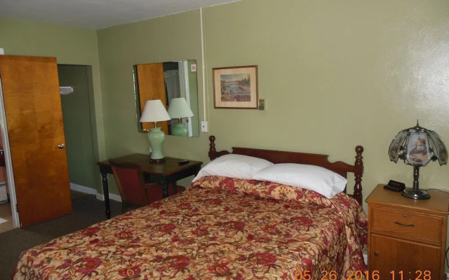 The Evergreen Motel
