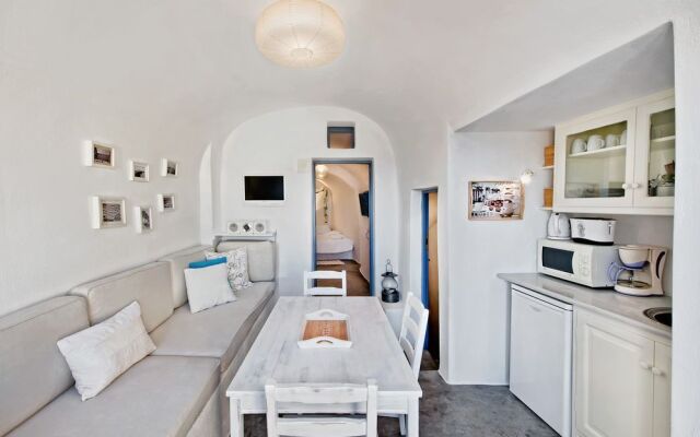 Lucky Homes - Oia