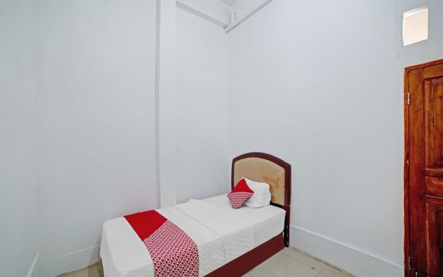 OYO 90387 Sepakat Guest House