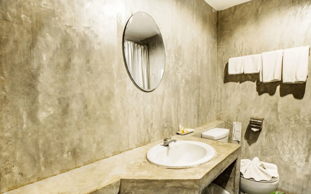 B2 Mahidol Boutique & Budget Hotel