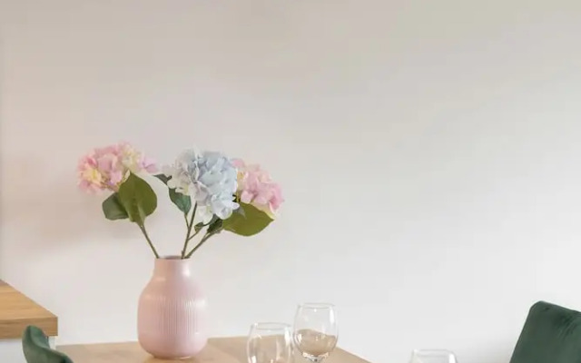 Letnicka Apartment Gdańsk by Renters
