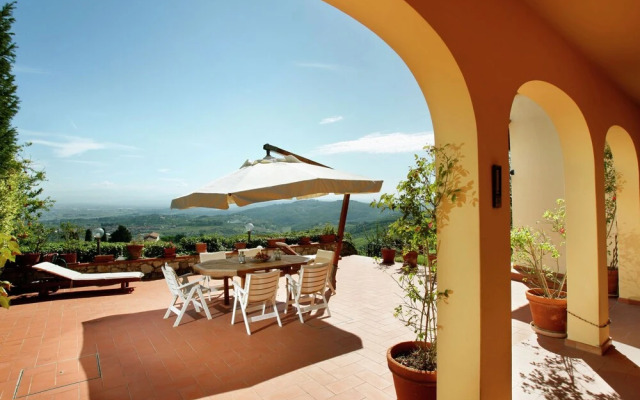 Spacious Villa in Carmignano With Private Swimming Pool
