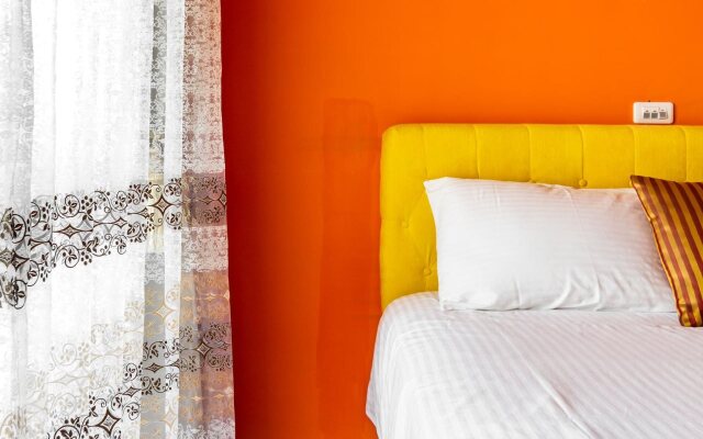 Man Lu B&B