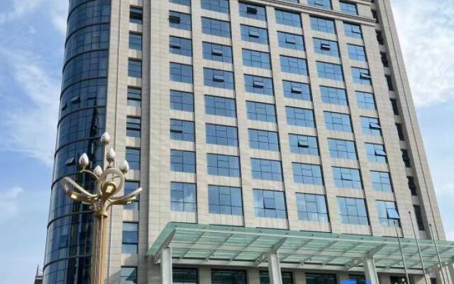 M Hotel