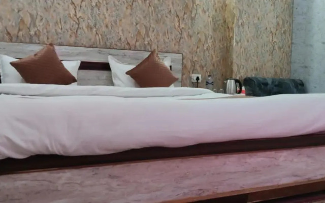 OYO 9134 Hotel Mahaveer International