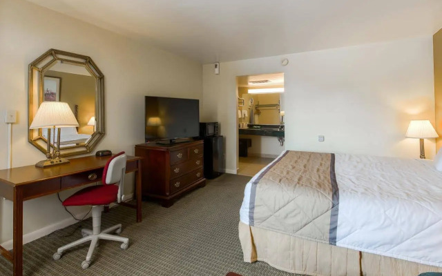 Travelodge by Wyndham Lynchburg