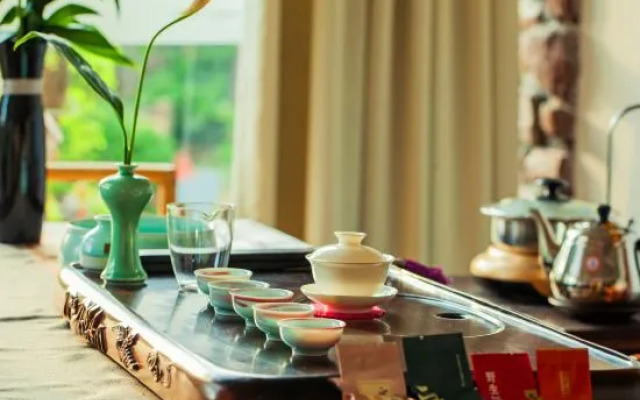 Wuyi Shanshuizhuang Inn