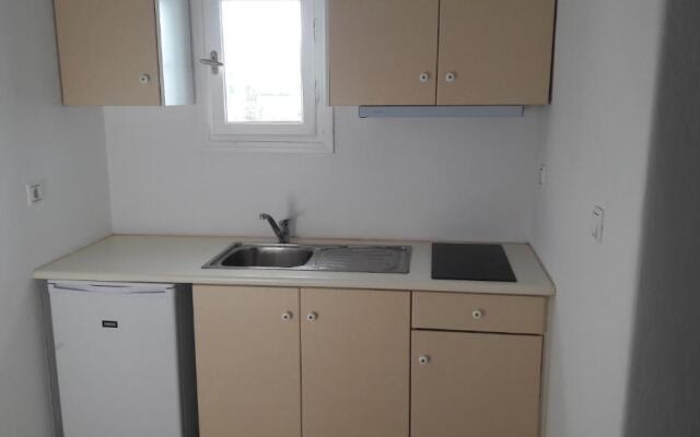 Adorable 3 bedroom maisonette in Pounta