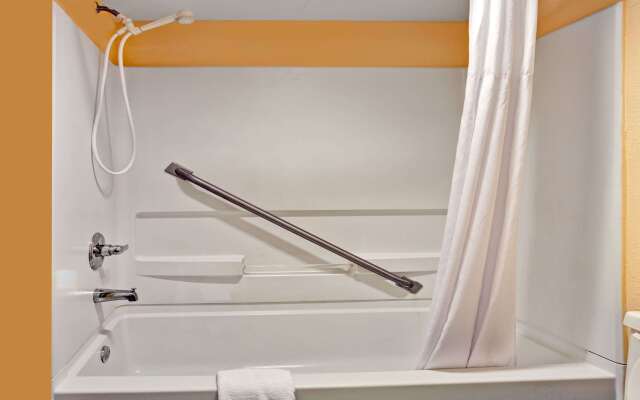 Days Inn by Wyndham Elizabeth City